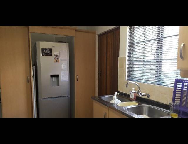 3 BEDROOM DUPLEX RENTED IN CAVERSHAM GLEN